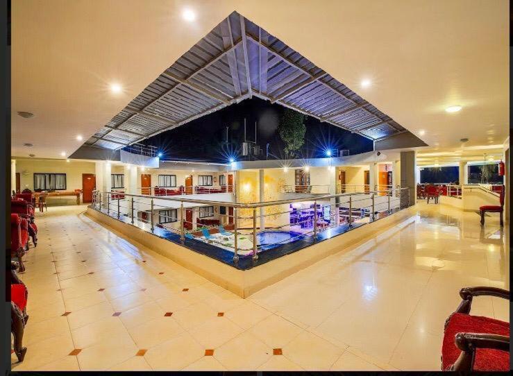 The Center Court Resort & Spa Varca Eksteriør bilde
