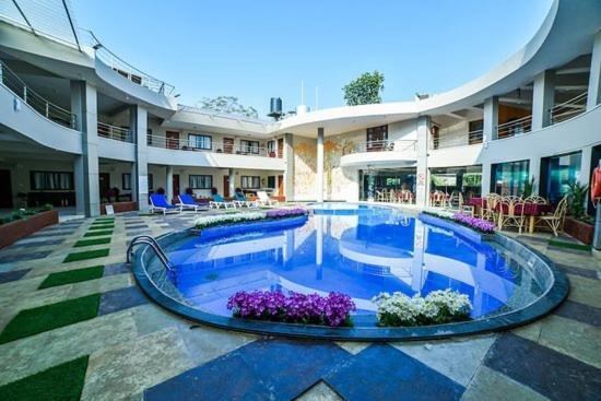 The Center Court Resort & Spa Varca Eksteriør bilde